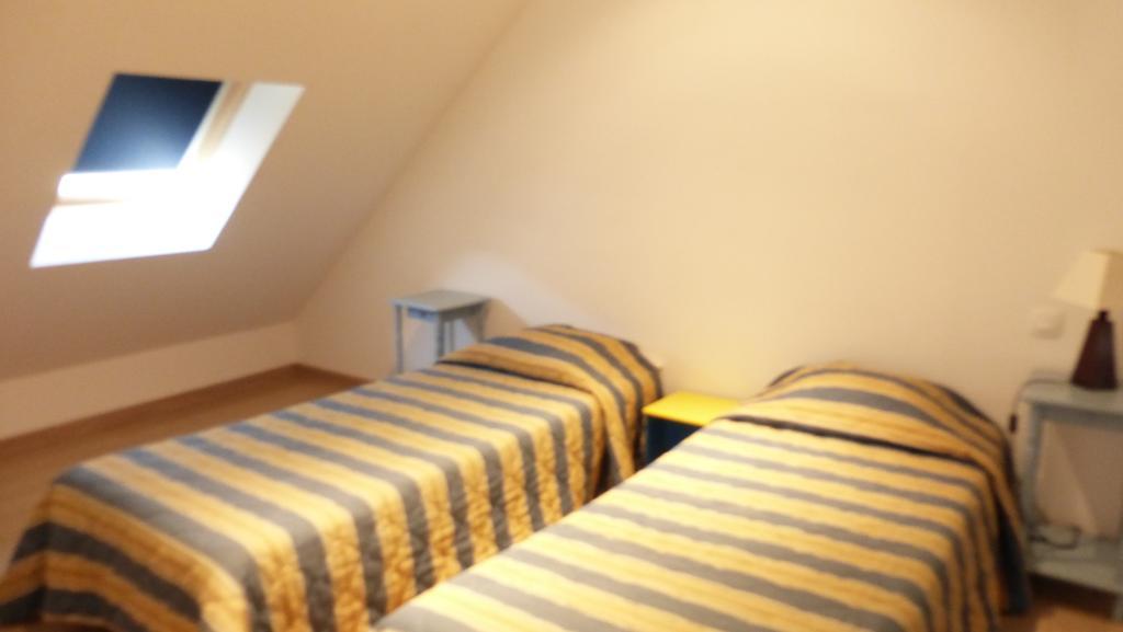 Gite Notre Dame Pontorson Habitación foto